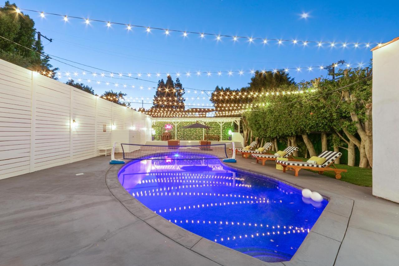 Contemporary With Pool Sleeps 10 Los Ángeles